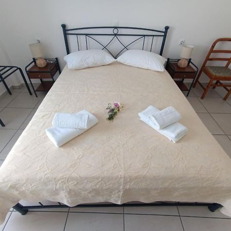 Meropi Rooms Kamares  Extérieur photo