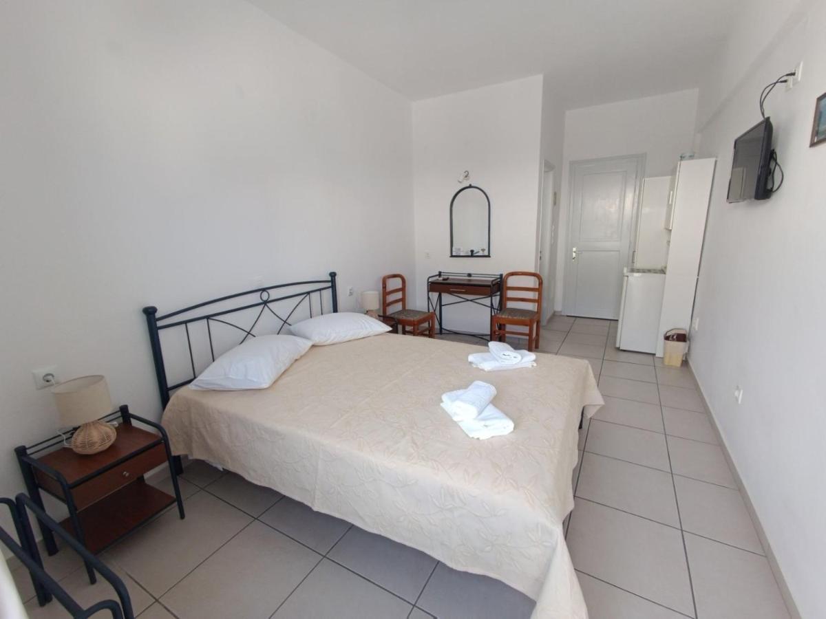 Meropi Rooms Kamares  Extérieur photo