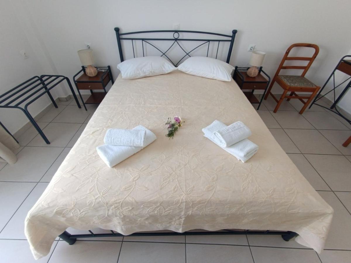 Meropi Rooms Kamares  Extérieur photo