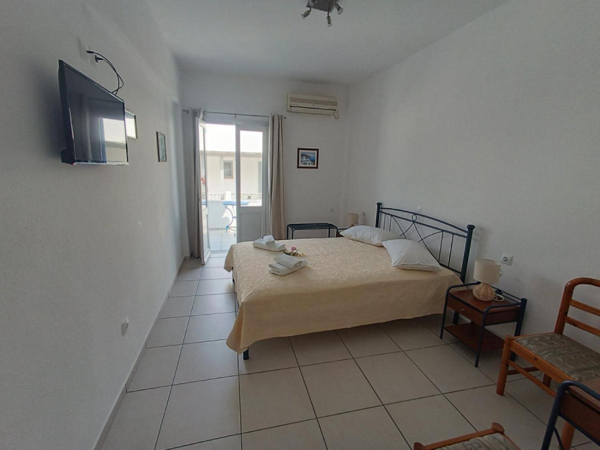 Meropi Rooms Kamares  Extérieur photo